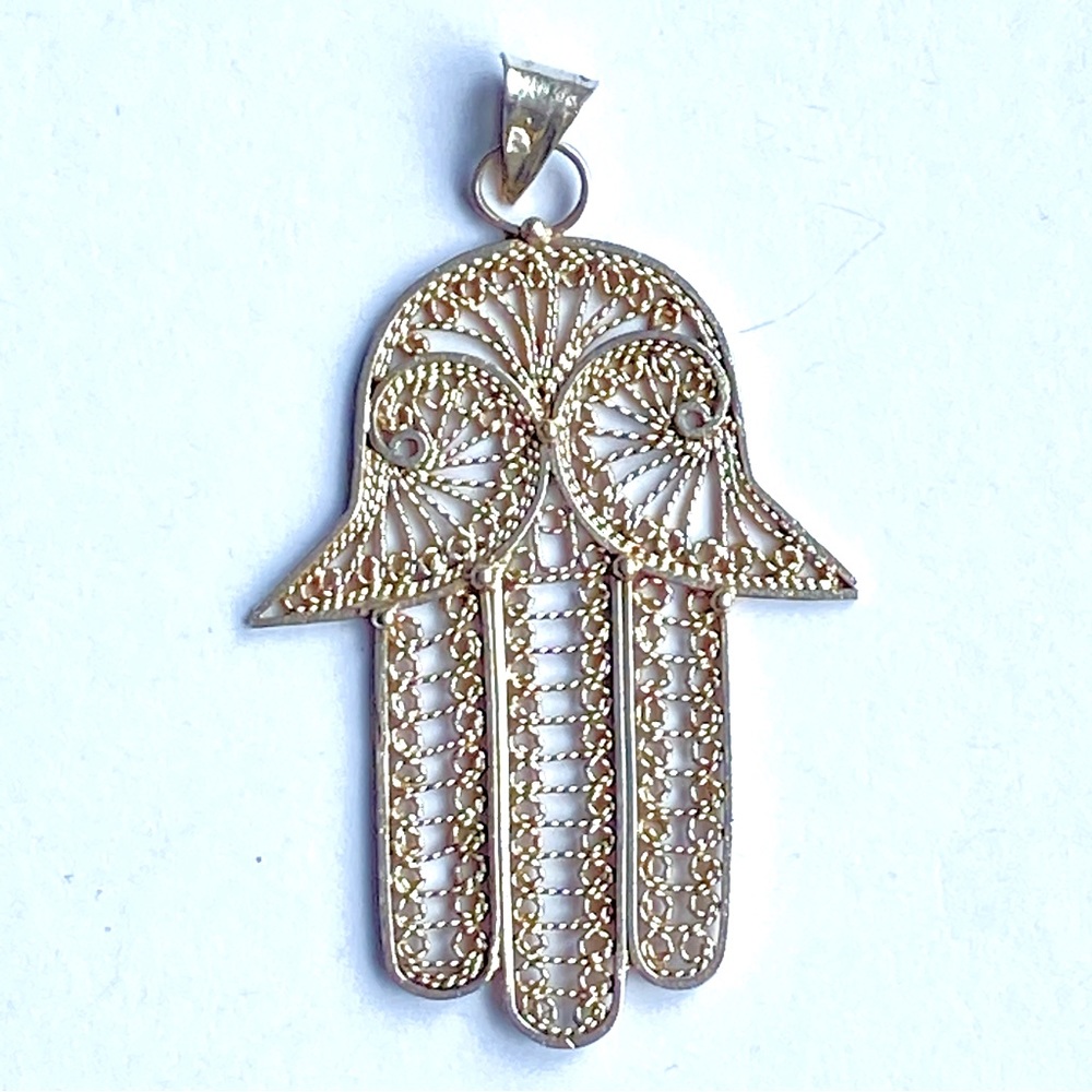 Moroccan Filigree Silver Hamsa Pendant - Vintage Artisan